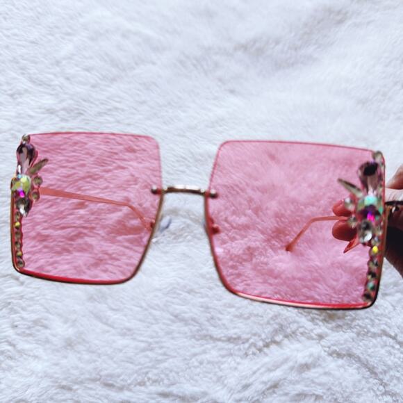 Nora Pink Square Sunglasses - Picture 7 of 13